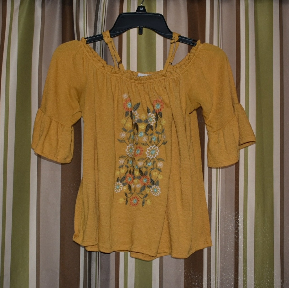 Off the shoulder Blouse